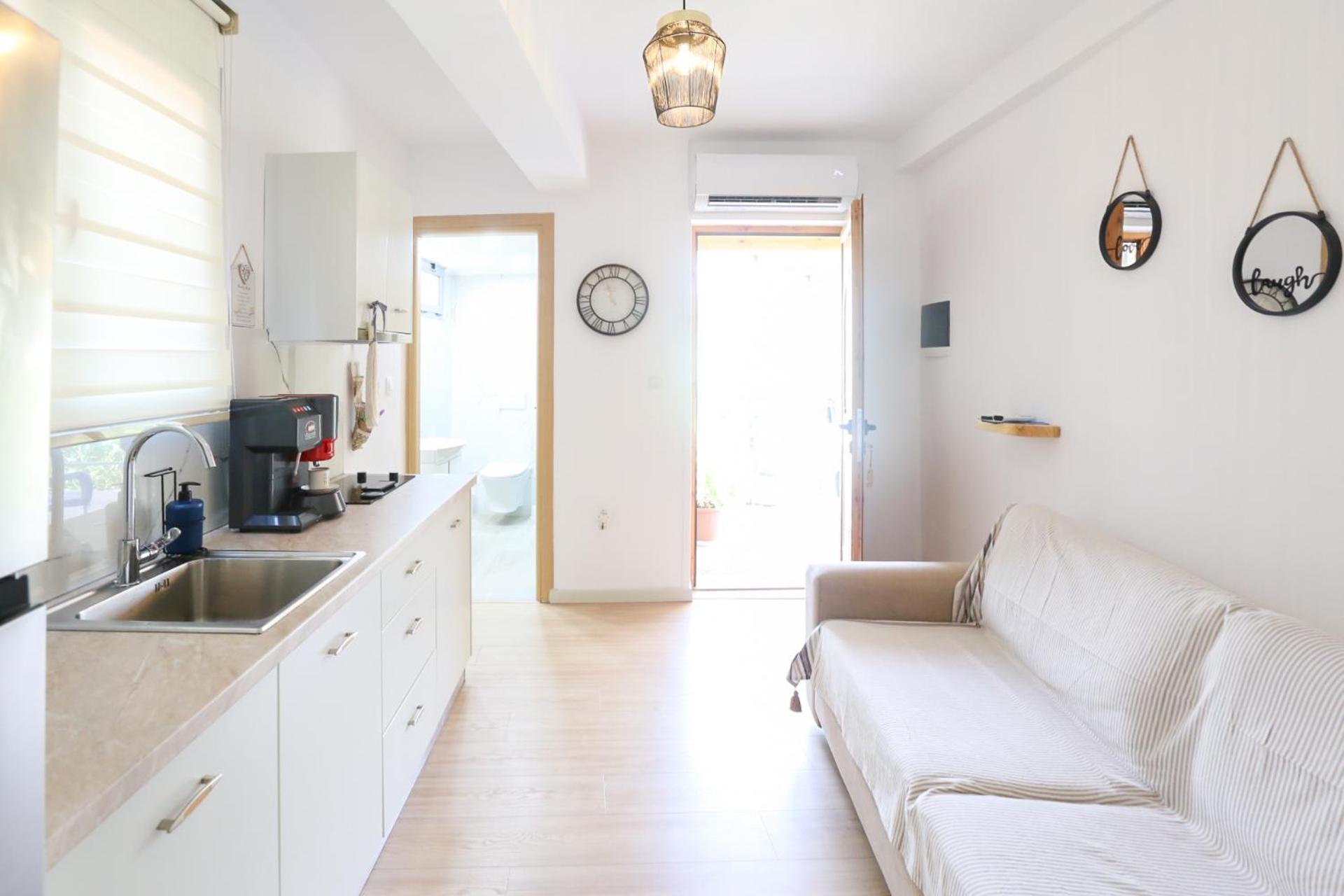 Village View Apartments Himara Kültér fotó