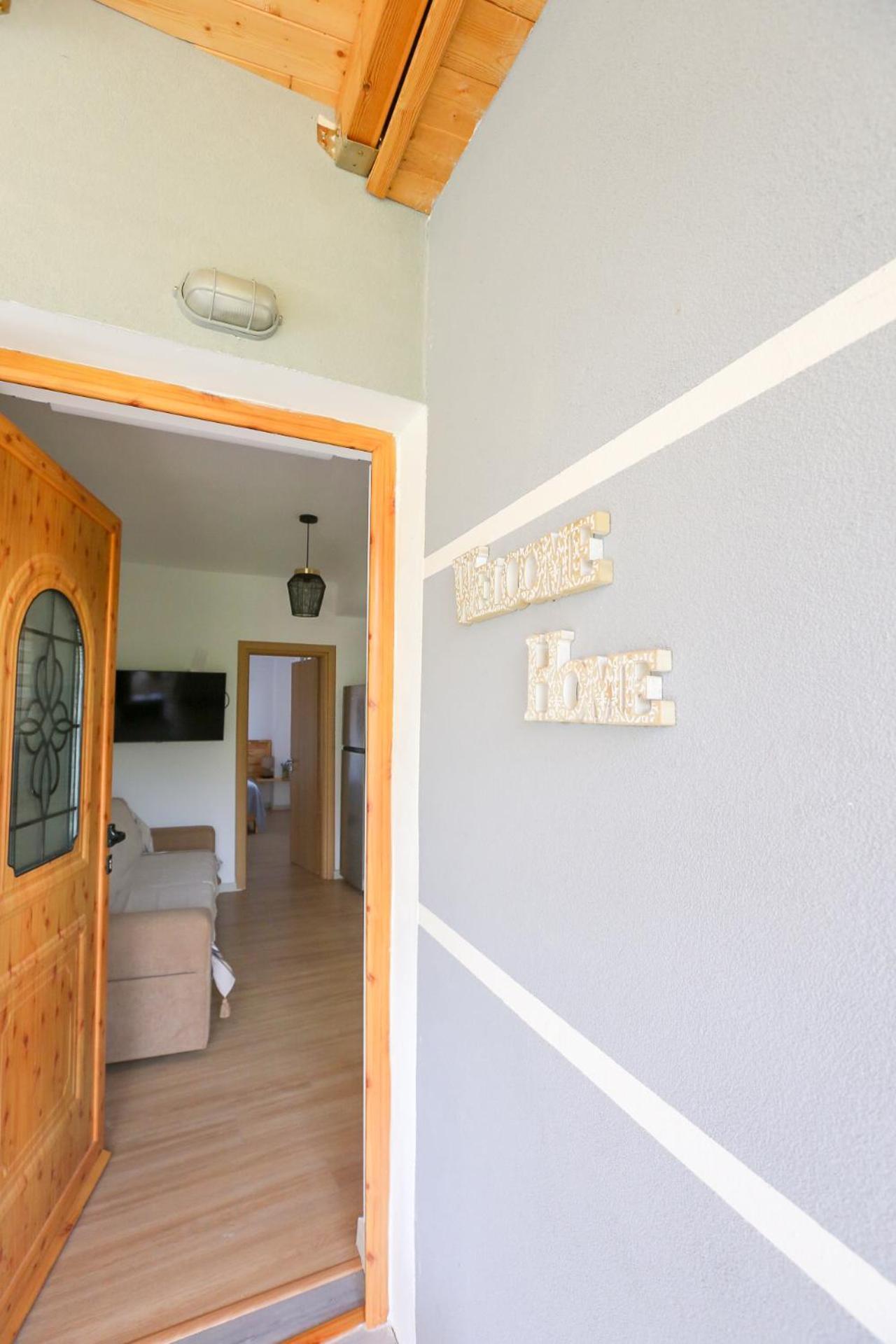 Village View Apartments Himara Kültér fotó