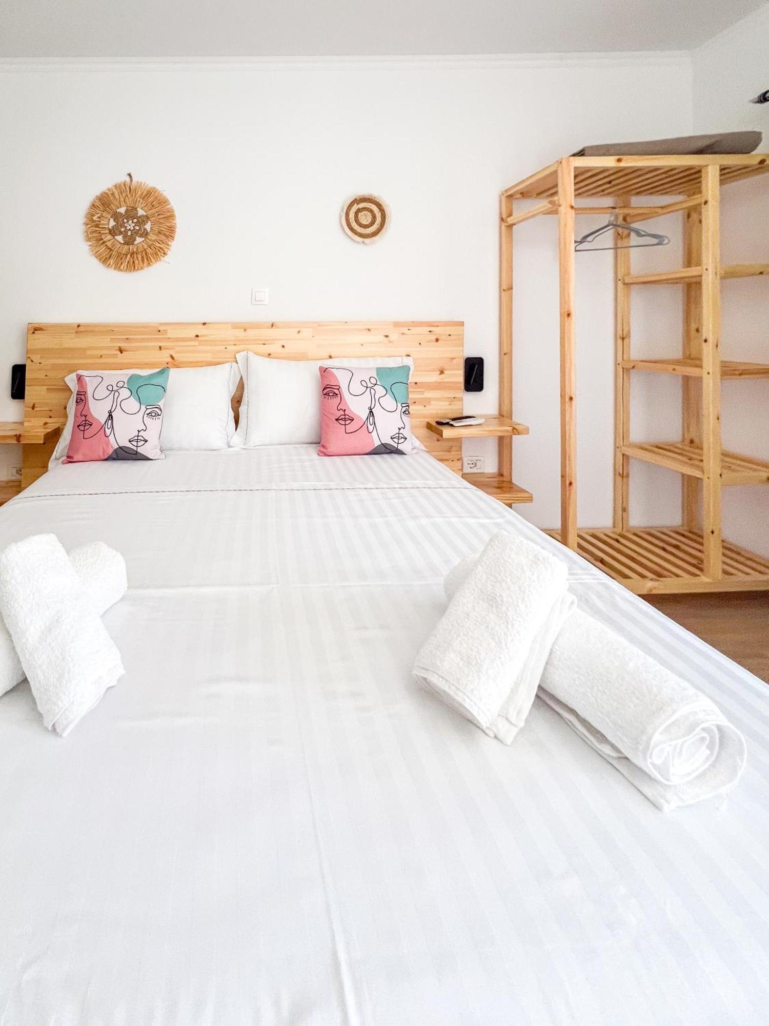 Village View Apartments Himara Kültér fotó